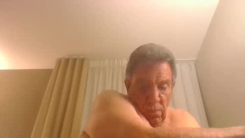 Snapshot of centaur629 chatting on October 19, 2025, 2:45 am centaur629 online show from October 19, 2025, 2:45 am