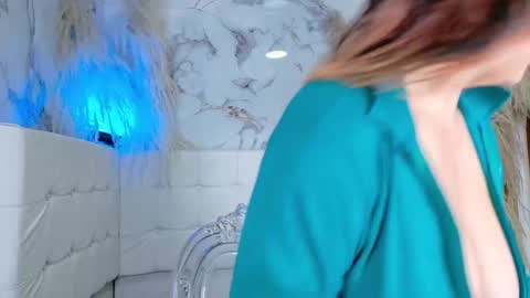 Snapshot of cerecita_02 chatting on October 4, 2025, 12:25 pm Cerecita online show from October 4, 2025, 12:25 pm