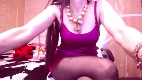 Cerise online show from February 3, 2026, 6:40 am