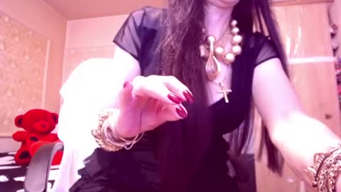Snapshot of cerisedodd chatting on June 21, 2026, 12:46 am Cerise online show from June 21, 2026, 12:46 am