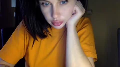 Eva online show from April 7, 2026, 8:20 pm