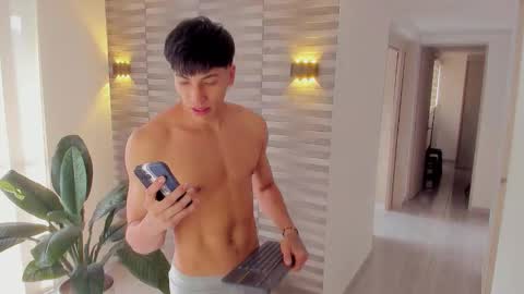 ceron cb online show from December 5, 2025, 7:21 pm