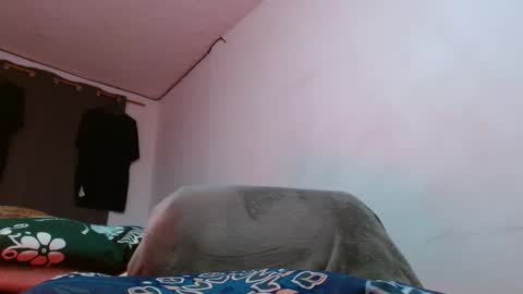 cesar_master_ online show from April 18, 2026, 7:58 pm