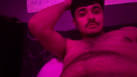 Snapshot of cezarthebreeder chatting on February 26, 2026, 10:09 pm cezarthebreeder online show from February 26, 2026, 10:09 pm