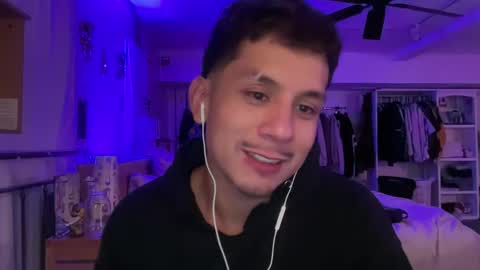 Snapshot of ch3micalhyp3boy chatting on October 6, 2025, 3:15 am Kpapi online show from October 6, 2025, 3:15 am