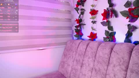 Snapshot of chaarlotte_1 chatting on February 9, 2025, 6:58 pm charlotte online show from February 9, 2025, 6:58 pm