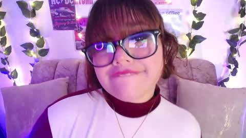 Snapshot of chaarlotte_1 chatting on September 14, 2025, 2:27 pm charlotte online show from September 14, 2025, 2:27 pm