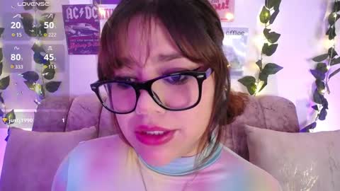 Snapshot of chaarlotte_1 chatting on September 19, 2025, 6:30 pm charlotte online show from September 19, 2025, 6:30 pm