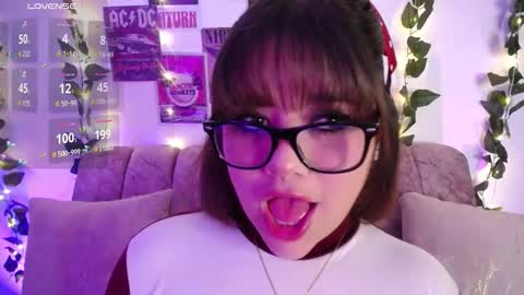 Snapshot of chaarlotte_1 chatting on October 19, 2025, 3:56 pm charlotte online show from October 19, 2025, 3:56 pm