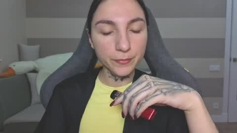 Kate online show from April 15, 2026, 6:09 am