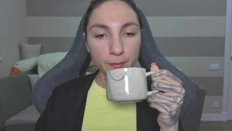 Kate online show from June 5, 2026, 5:25 am