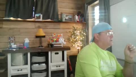 Snapshot of chadmichaell chatting on April 6, 2026, 2:07 pm chadmichaell online show from April 6, 2026, 2:07 pm