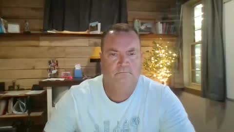 Snapshot of chadmichaell chatting on April 13, 2026, 4:01 pm chadmichaell online show from April 13, 2026, 4:01 pm