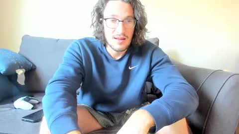 Snapshot of chadpowerz chatting on February 19, 2026, 7:32 pm Lydong online show from February 19, 2026, 7:32 pm