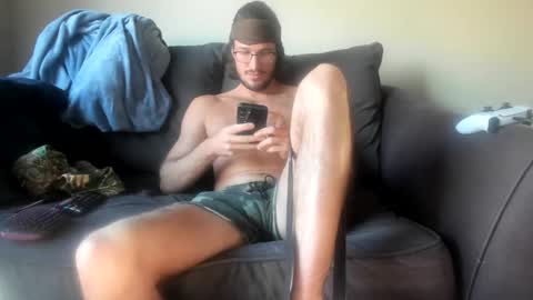 Snapshot of chadpowerz chatting on February 25, 2026, 11:47 pm Lydong online show from February 25, 2026, 11:47 pm