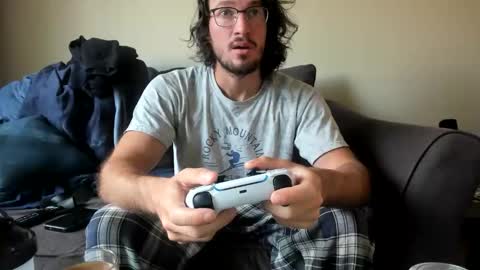 Snapshot of chadpowerz chatting on March 2, 2026, 7:43 pm Lydong online show from March 2, 2026, 7:43 pm