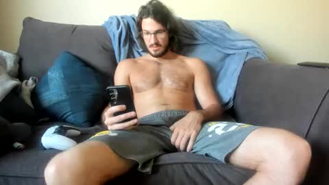 Snapshot of chadpowerz chatting on March 17, 2026, 10:35 pm Lydong online show from March 17, 2026, 10:35 pm