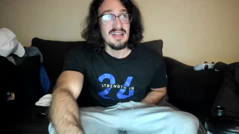 Snapshot of chadpowerz chatting on April 1, 2026, 8:26 am Lydong online show from April 1, 2026, 8:26 am