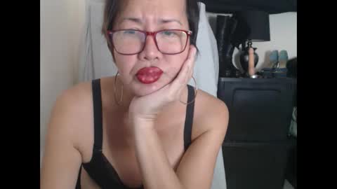 Snapshot of champaka123 chatting on January 29, 2025, 6:43 am champaka online show from January 29, 2025, 6:43 am