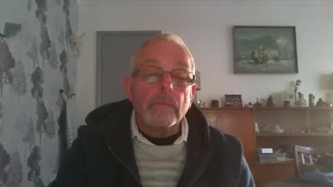 Snapshot of champers37 chatting on January 12, 2025, 1:37 pm Champers online show from January 12, 2025, 1:37 pm