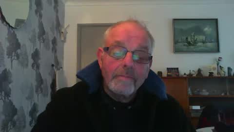 Snapshot of champers37 chatting on January 20, 2025, 3:28 pm Champers online show from January 20, 2025, 3:28 pm