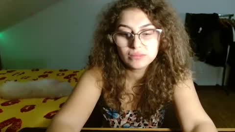 Snapshot of chanelis069 chatting on January 14, 2025, 5:23 pm Stephanieblisss online show from January 14, 2025, 5:23 pm