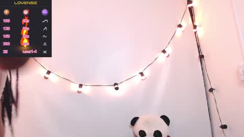 Snapshot of channel_brunette chatting on December 23, 2024, 3:44 pm Chanel online show from December 23, 2024, 3:44 pm