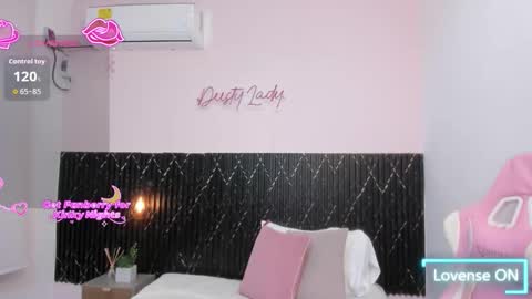 Snapshot of channel_brunette chatting on February 6, 2026, 12:30 pm Chanel online show from February 6, 2026, 12:30 pm