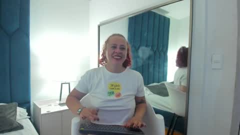 Channelfox  online show from December 19, 2024, 11:35 pm