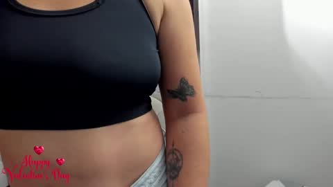 Channelfox  online show from February 17, 2025, 10:36 pm