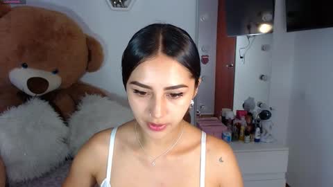 Snapshot of channelrose_1 chatting on December 19, 2024, 5:29 pm Isabella online show from December 19, 2024, 5:29 pm