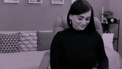 Snapshot of chantallovely chatting on January 4, 2025, 7:55 am The Queen online show from January 4, 2025, 7:55 am