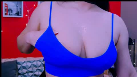 Snapshot of chantallovely chatting on January 19, 2025, 8:18 am The Queen online show from January 19, 2025, 8:18 am