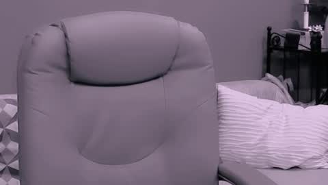 Snapshot of chantallovely chatting on February 9, 2025, 7:05 am The Queen online show from February 9, 2025, 7:05 am