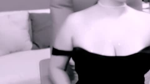 Snapshot of chantallovely chatting on October 12, 2025, 4:11 am The Queen online show from October 12, 2025, 4:11 am