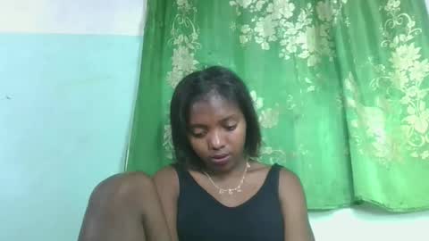 chanteuse655720 online show from May 12, 2026, 4:09 am