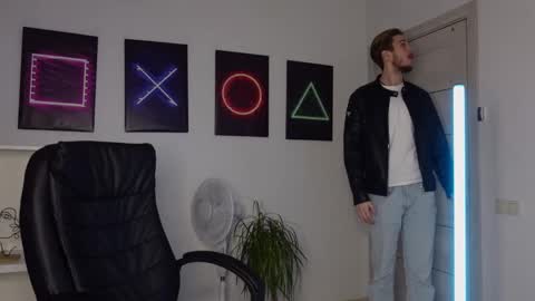 CHARLES SINS online show from February 8, 2025, 2:27 pm