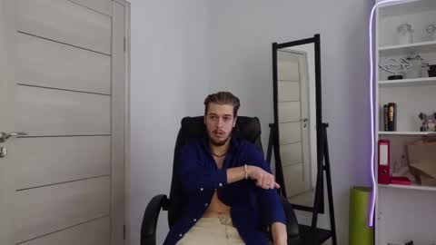 CHARLES SINS online show from February 16, 2025, 1:38 pm