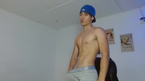 Snapshot of charley_morgan chatting on October 21, 2025, 7:58 pm charley_morgan online show from October 21, 2025, 7:58 pm