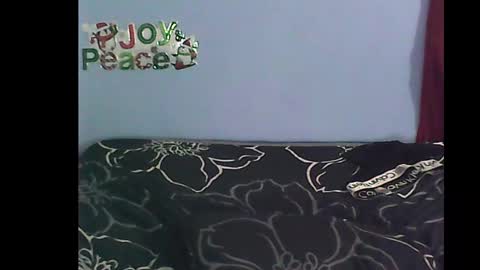 Snapshot of charley_quin chatting on December 22, 2024, 1:34 am Charley quinn online show from December 22, 2024, 1:34 am