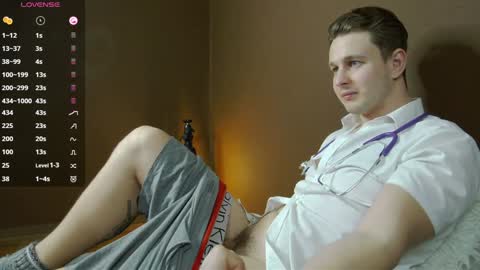 Snapshot of charlie_smiley chatting on December 1, 2024, 10:10 pm Charlie Smiley online show from December 1, 2024, 10:10 pm