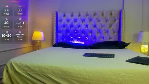    online show from November 6, 2025, 11:55 am