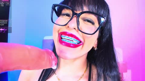 Snapshot of charlootteevans chatting on February 8, 2025, 11:13 pm Charloott Evans online show from February 8, 2025, 11:13 pm