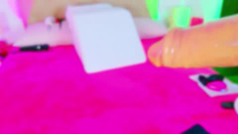 Snapshot of charlootteevans chatting on December 20, 2025, 11:01 pm Charloott Evans online show from December 20, 2025, 11:01 pm