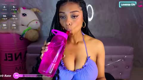 Charlote  online show from March 23, 2026, 12:42 pm