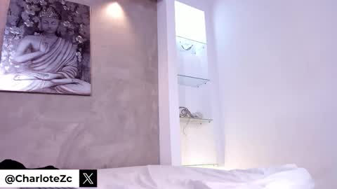 Snapshot of charlote_zc_ chatting on September 9, 2025, 8:30 pm Charlote online show from September 9, 2025, 8:30 pm