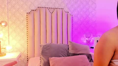 Snapshot of charlotte__08 chatting on December 30, 2024, 7:11 pm Charlotte online show from December 30, 2024, 7:11 pm