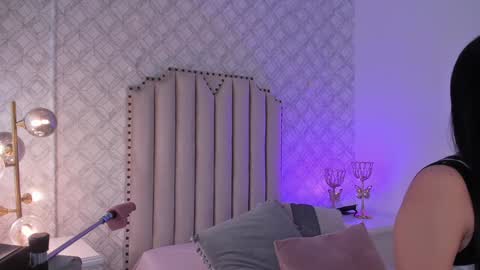 Snapshot of charlotte__08 chatting on January 12, 2025, 7:10 pm Charlotte online show from January 12, 2025, 7:10 pm