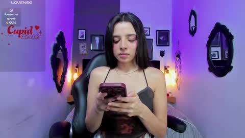 Snapshot of charlotte__benett chatting on February 13, 2025, 4:00 am Charlotte online show from February 13, 2025, 4:00 am