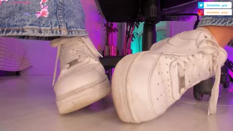 Snapshot of charlotte__grey chatting on October 10, 2025, 8:19 pm charlotte grey online show from October 10, 2025, 8:19 pm